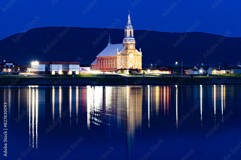 Obraz premium Saint Peter's at Night
