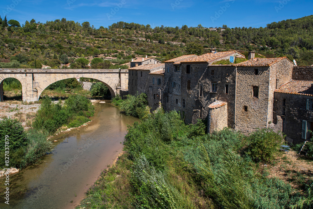 Obraz premium Medieval village of Lagrasse in the south of France