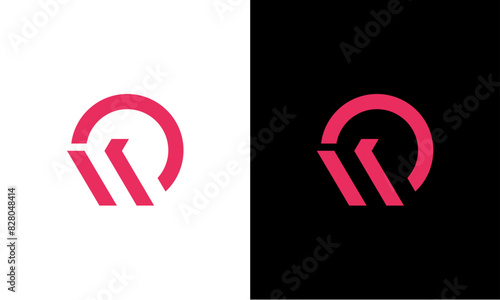 logo om