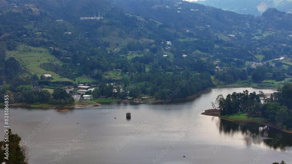 Video aéreo realizado sobre la Represa de La Fe, en El Retiro, Antioquia, durante un eclipse parcial de sol. Video aéreo realizado sobre la Represa de La Fe, en El Retiro, Antioquia, durante un eclipse parcial de sol.