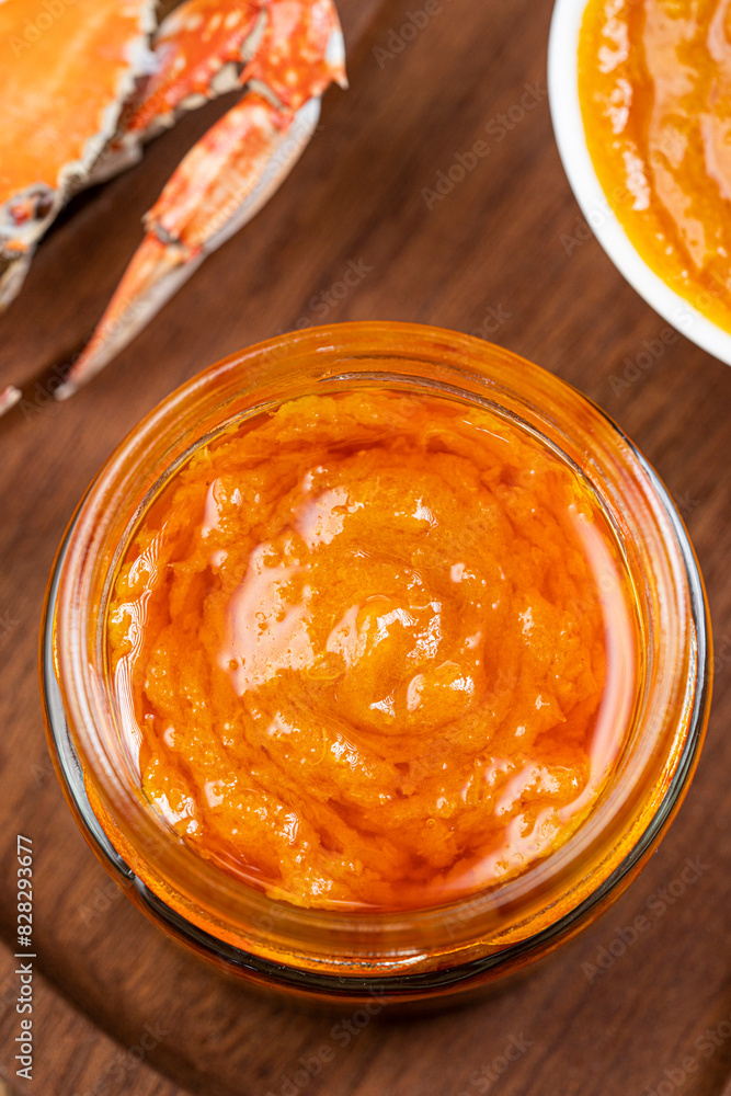 Seasoning sauce made from crab roe,the ovary and digestive glands of a crab Seasoning sauce made from crab roe,the ovary and digestive glands of a crab