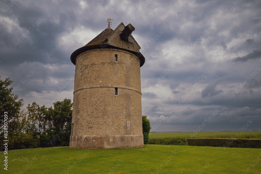 Vestige d'un moulin Vestige d'un moulin