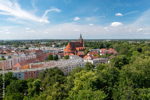 Kirche St. Marien in Bernau bei Berlin im Sommer