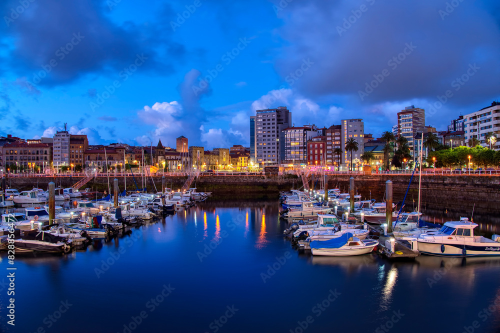 Fototapeta premium View of the Gijon marina at dusk, Asturias.