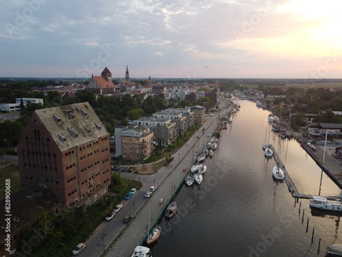 Sonnenuntergang über Greifswalder Ryck photo