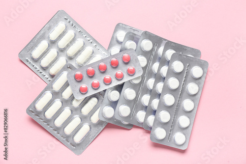 Blister packs with differen...