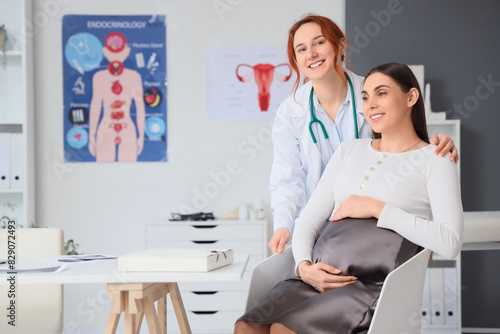 Young pregnant woman with d...