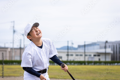 Plakat 野球を楽しむ少年 boy enjoying baseball