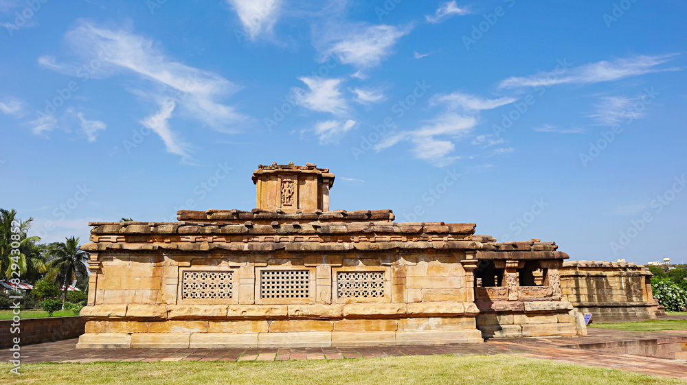 Fototapeta premium View of the Lad Khan Temple and Lord Vishnu Idol on the Top. Built in 7-8th Century by Chalikya, Aihole, Bagalkot, Karnataka, India.