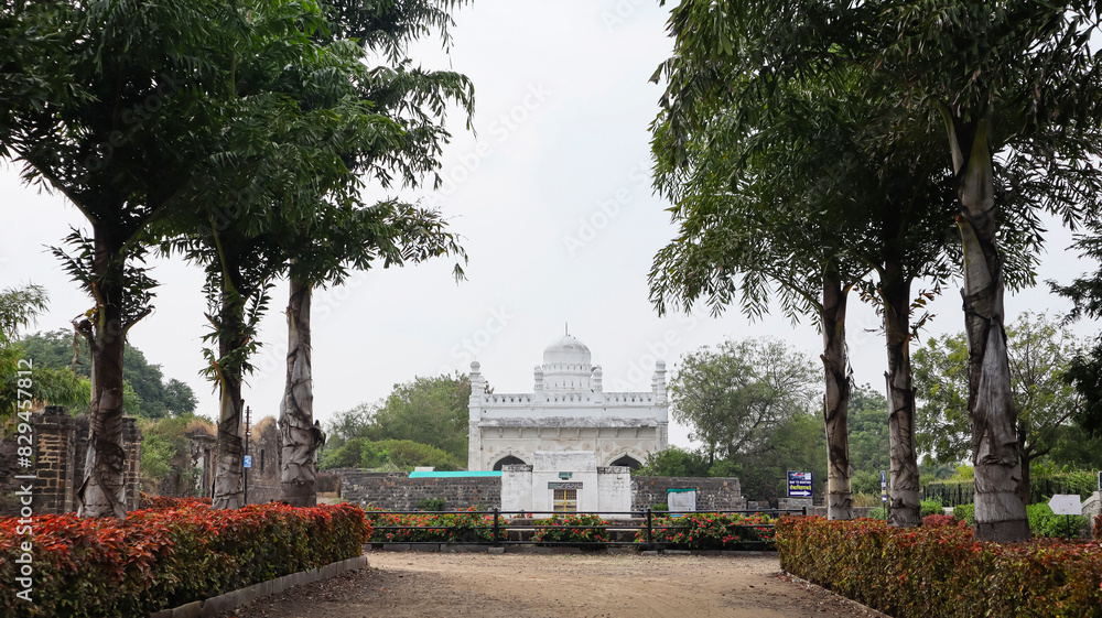View of Fort Garden and Shahi Masjid, Naldurg Fort, Naldurg, Osmanabad, Maharashtra, India.