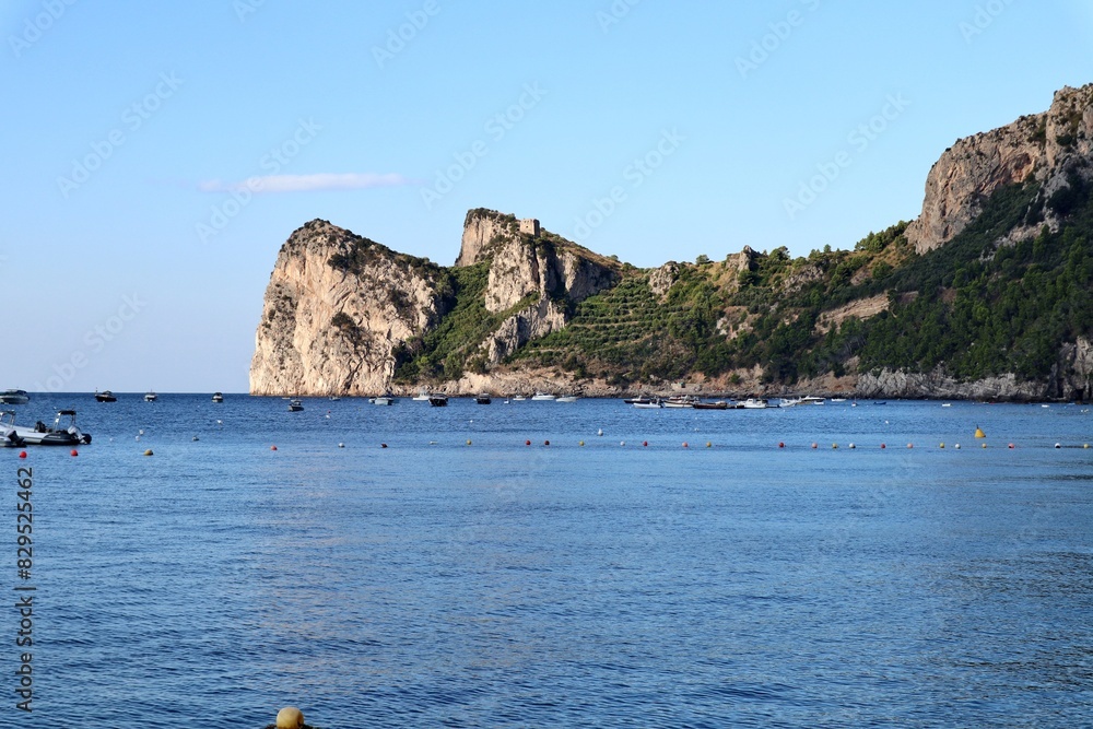 Marina del Cantone - Scorcio della Torre di Montalto la mattina presto