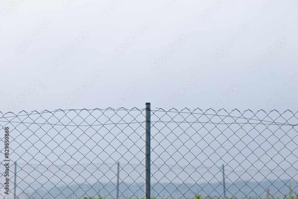 Stainless steel fencing wire. Garden wires are networks woven with steel cables. Stainless steel fencing wire. Garden wires are networks woven with steel cables.