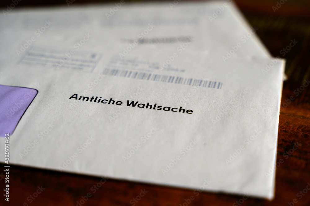 Envelope with documents for postal voting for the European Parliament elections. Envelope with documents for postal voting for the European Parliament elections.