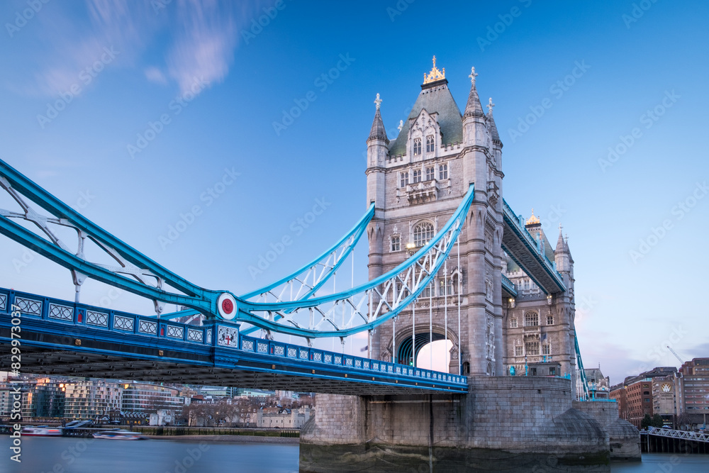 tower bridge city