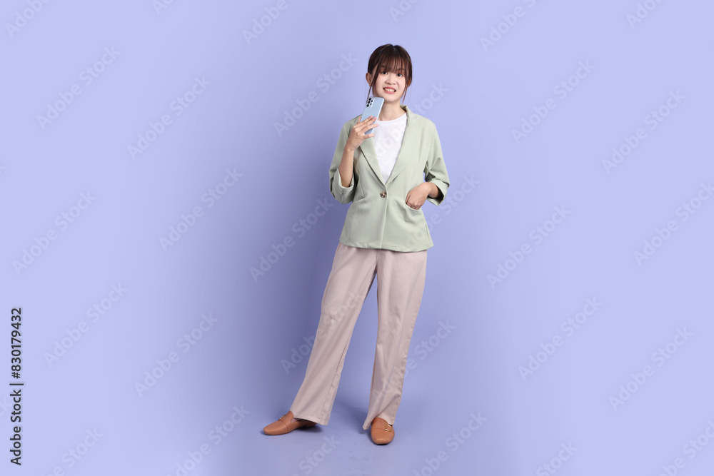 20s Asian Businesswoman 20s Asian Businesswoman