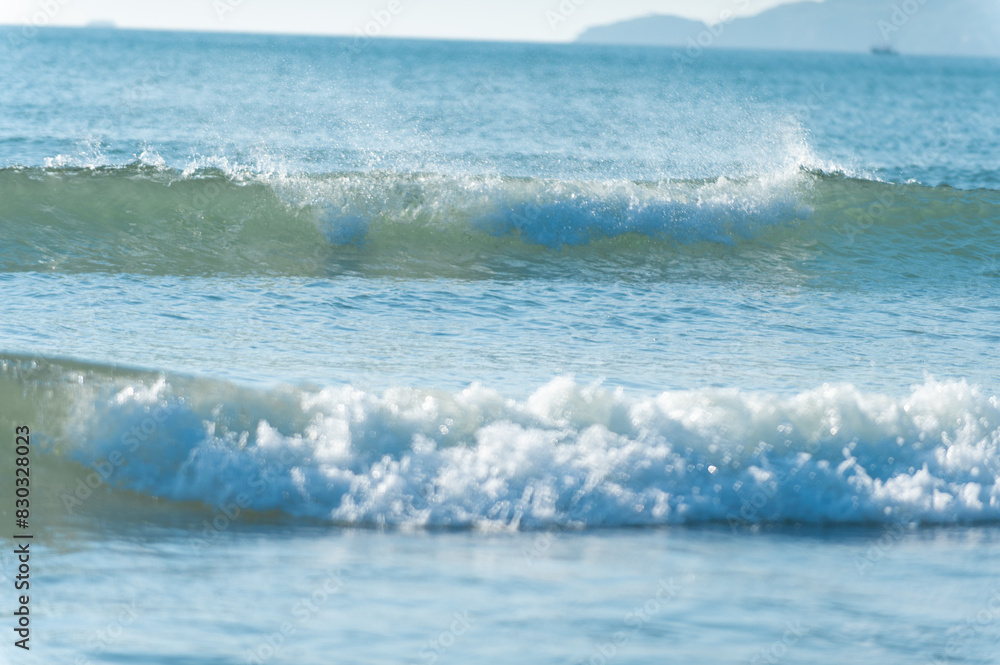 Fototapeta premium 砂浜と波