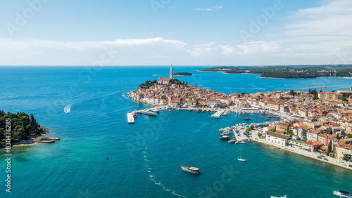 Photos Picturesque landscape with Primosten old city, Croatia, Luftaufnahme von Rovinj-Istrien im Sommer