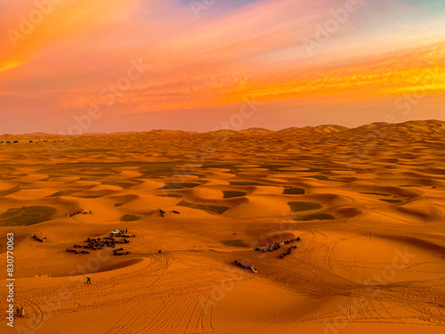 Magischer Sonnenuntergang in der Sahara