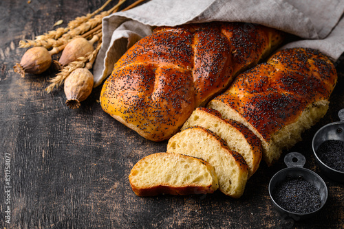 Foto Traditional Jewish sabbath Challah bread