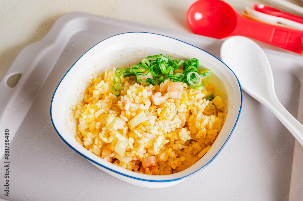 レンチン後完成したチャーハン レンチン後完成したチャーハン
