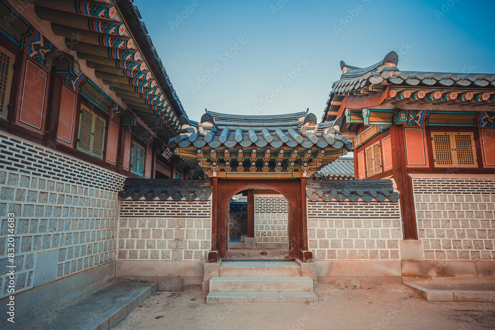 the side doors and walls of Gyeongbokgung Palace