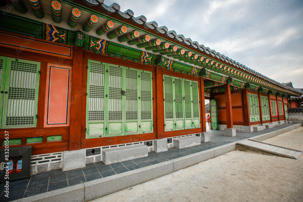 the side doors and walls of Gyeongbokgung Palace