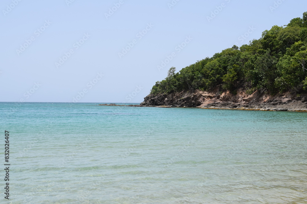 Fototapeta premium Plage de la perle en Guadeloupe 