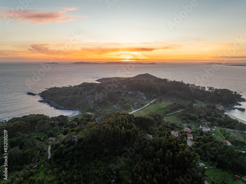 Panoramica de un atardecer en el Cabo Udra en Galicia © ZonaFreeDrone