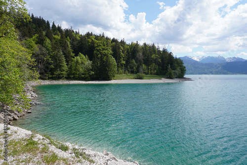 Blick auf den Walchensee in Bayern