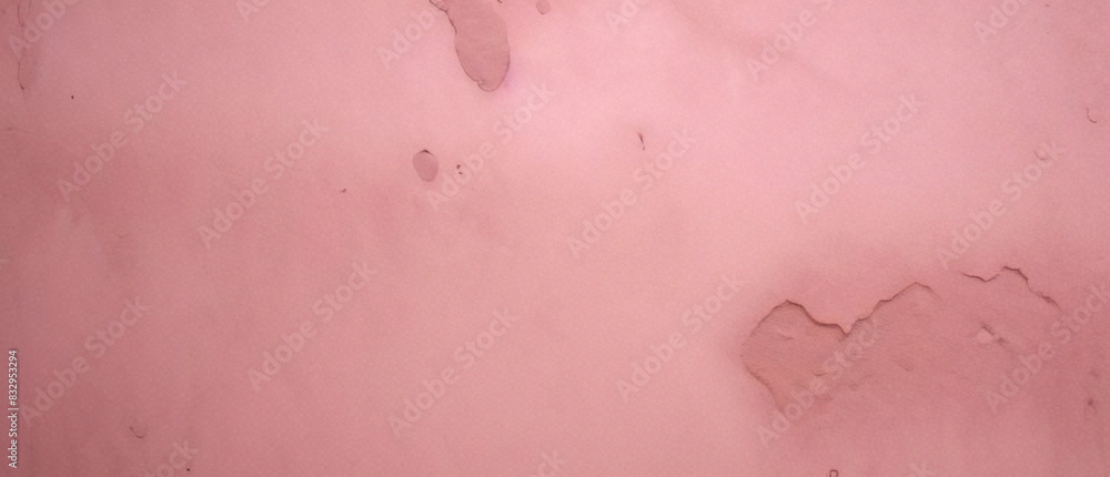 Fototapeta premium Um grunge velho pintado com rachaduras e arranhões, textura grunge rosa embaçada manchada, efeito de tinta rosa fundo aquarela rosa