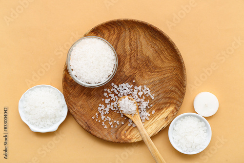 Natural sea salt crystals f...