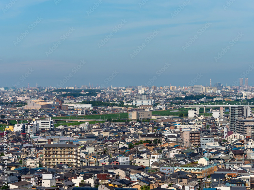 Fototapeta premium 高尾山から見る柏原市の街並み