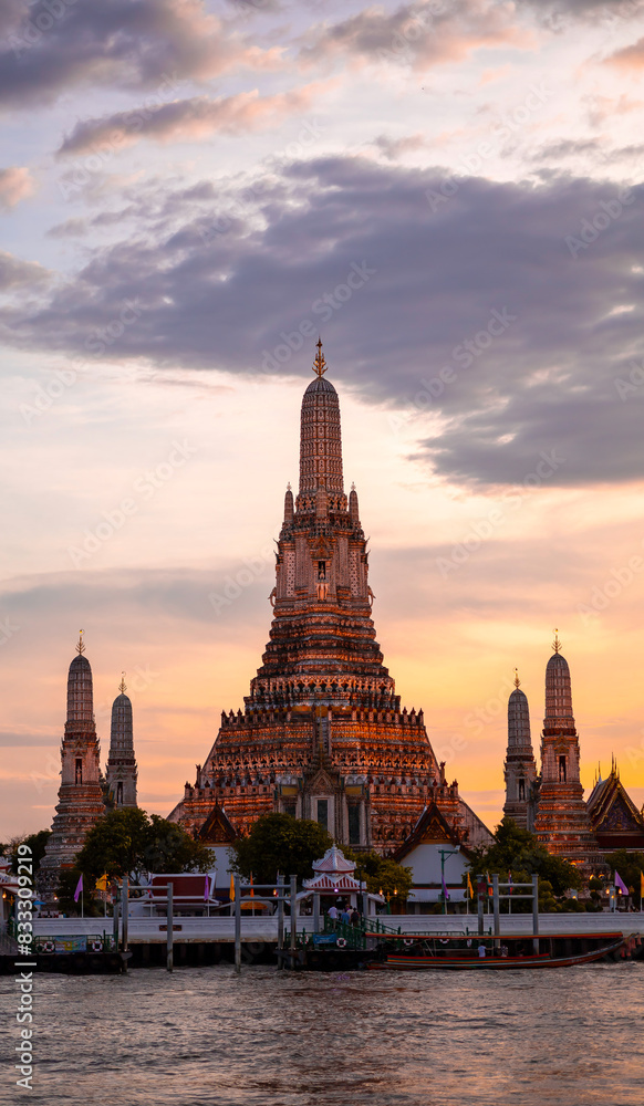 Fototapeta premium Wat Arun temple 