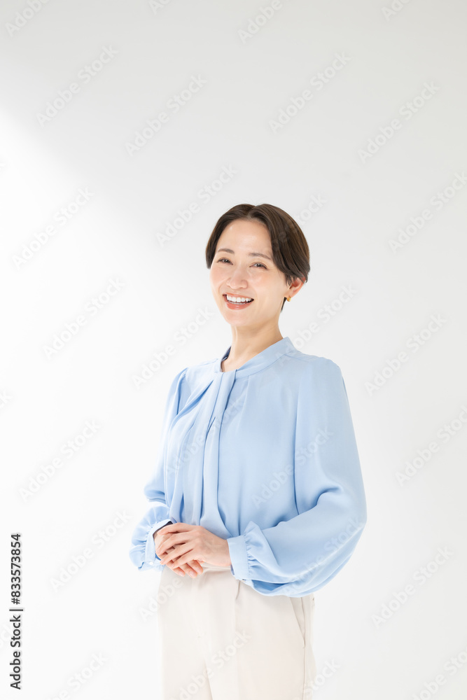 爽やかなミドル女性