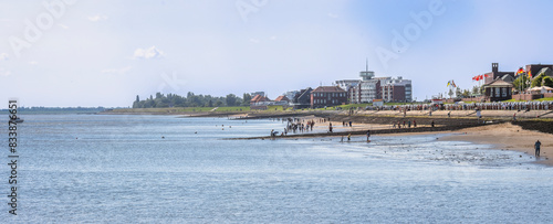 Panorama vom Südstrand in Wilhelmshaven Blick von der Flutmole