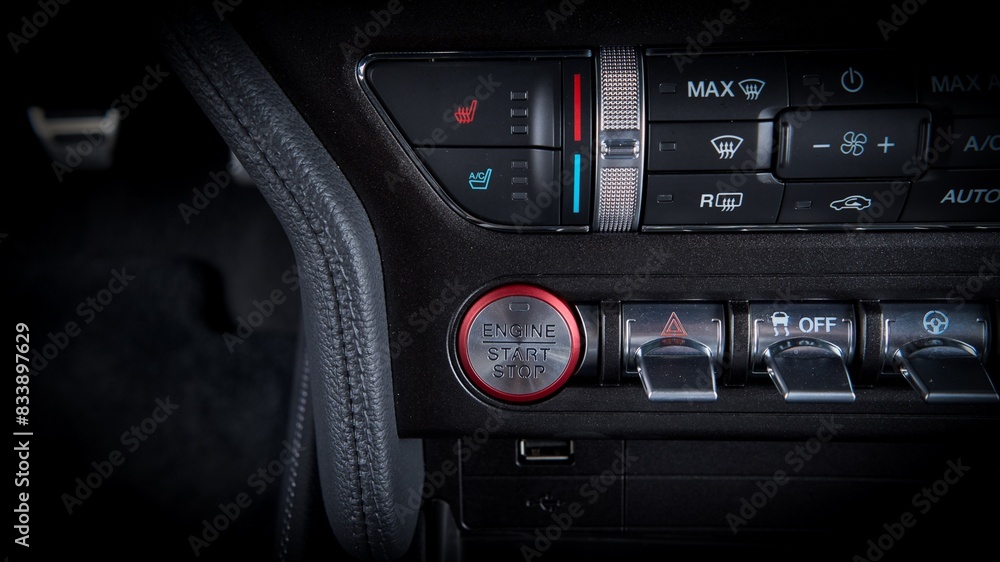 Fototapeta premium Engine start stop