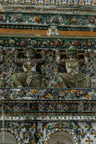 Wat Arun, Buddhist temple 