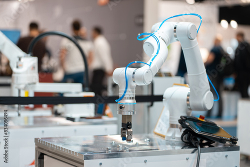 automated programmed robotic arm for manufacturing and industrial lines conveyor belts, robot hand equipment for factories and delivery warehouses