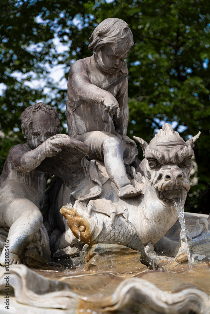 lion statue lion statue