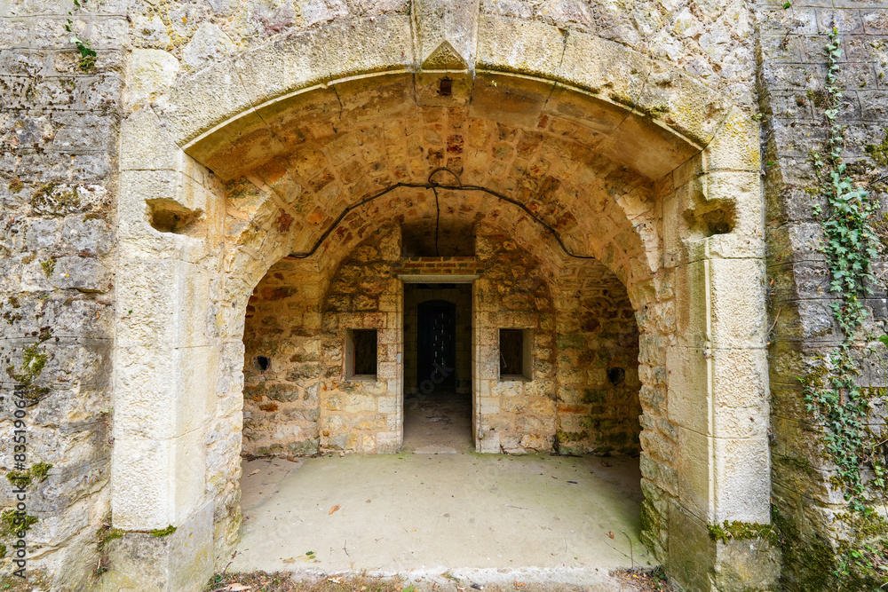 Fototapeta premium Vaulted passage in a barrack of the Fort de Sucy (