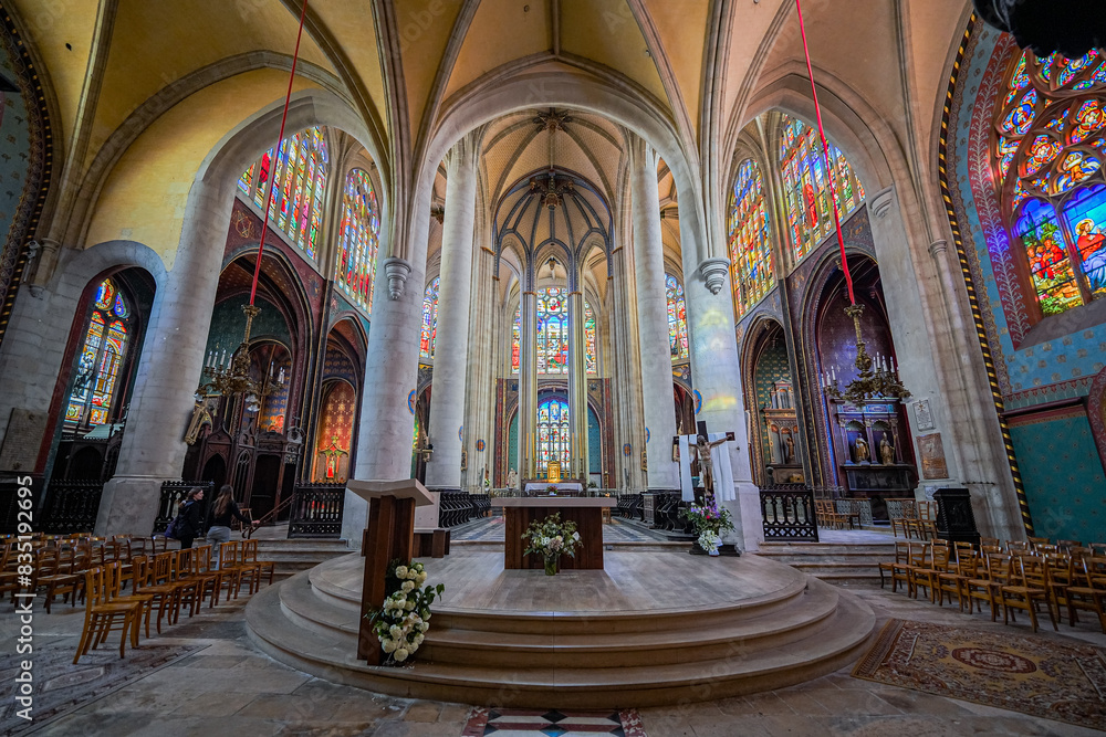 Fototapeta premium Choir of the church of Sainte-Marie-Madeleine of Montargis in the French department of Loiret in Burgundy, France