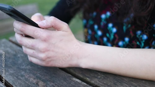 Eczema hands, smartphone scrolls, love desperately sought