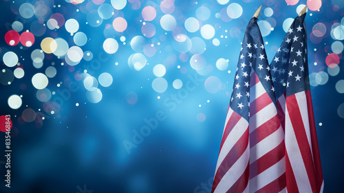 Três bandeiras americanas sobre um fundo azul com efeito bokeh festivo, celebrando o orgulho nacional e o patriotismo. photo