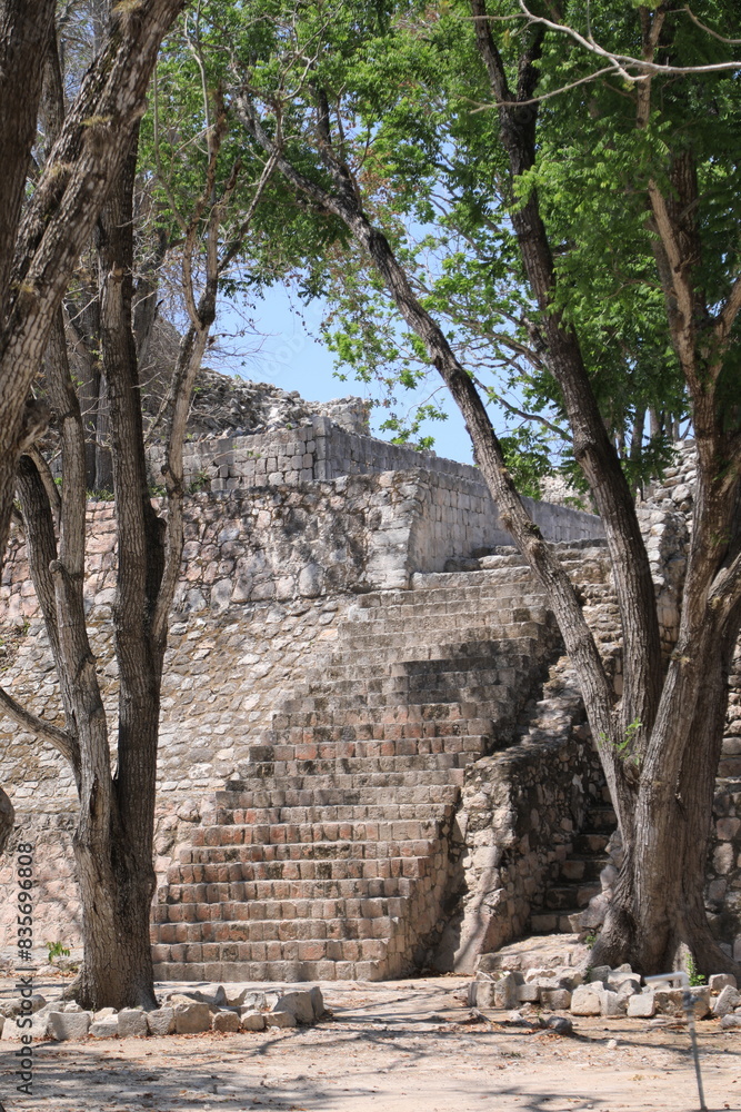 Naklejka premium edznà maya ruins, campeche, mexico