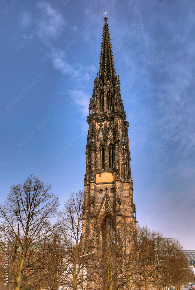 Turm, Aussichtsturm der ehemaligen Hauptkirche St Nikolai in der Hansestadt Hamburg, Norddeutschland, Deutschland; Europa. Turm, Aussichtsturm der ehemaligen Hauptkirche St Nikolai in der Hansestadt Hamburg, Norddeutschland, Deutschland; Europa.