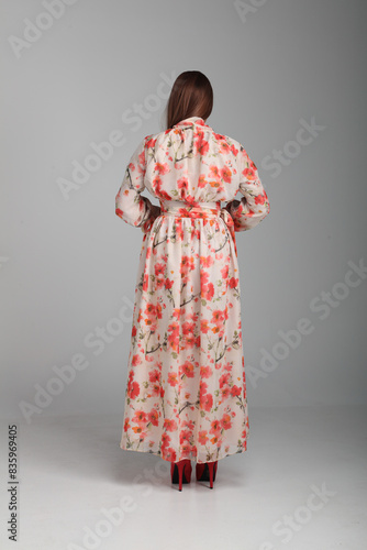 lady wearing Arabic dress shoot in photo studio 