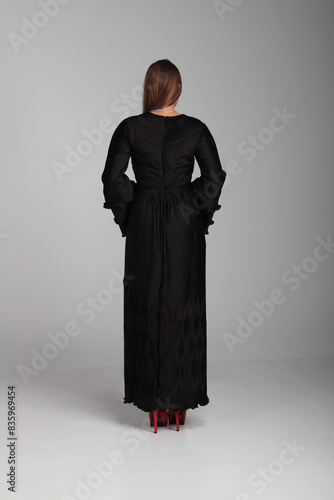 lady wearing Arabic dress shoot in photo studio 