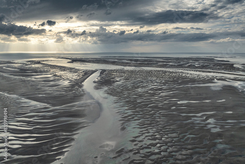 La baie de Somme vue du ciel avant un orage (Le Hourdel) photo