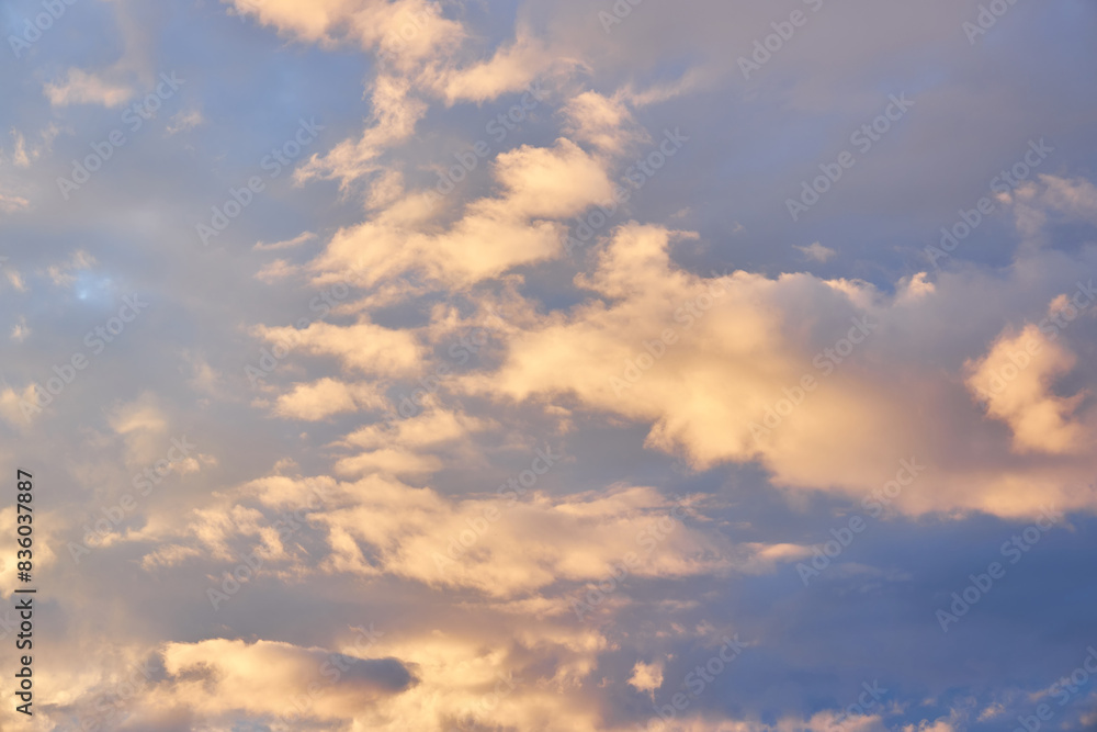 Fototapeta premium A captivating view of the sky at sunset, vibrant colors painting the clouds