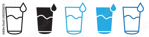 Water glass icon line art vector